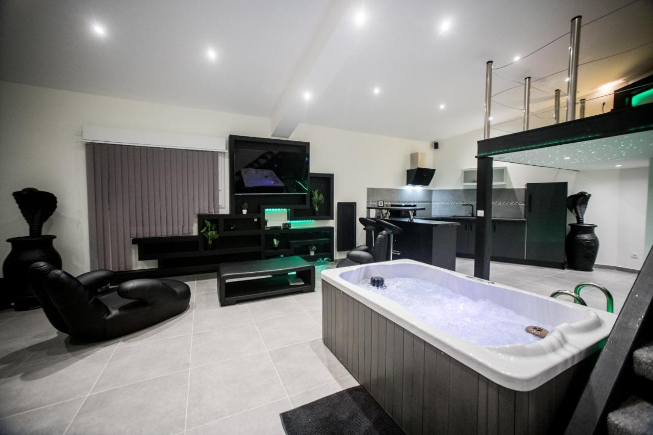 Mezza 47 Spa Precy-sur-Oise Екстер'єр фото