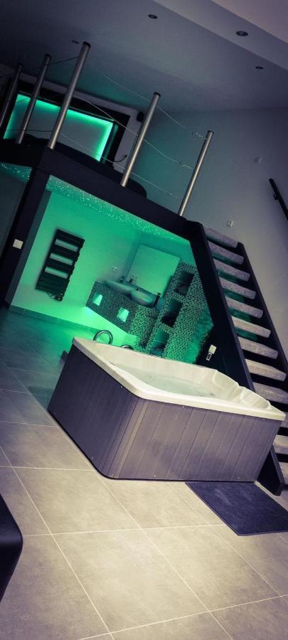 Mezza 47 Spa Precy-sur-Oise Екстер'єр фото