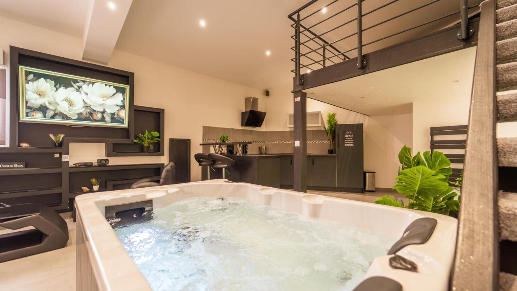 Mezza 47 Spa Precy-sur-Oise Екстер'єр фото
